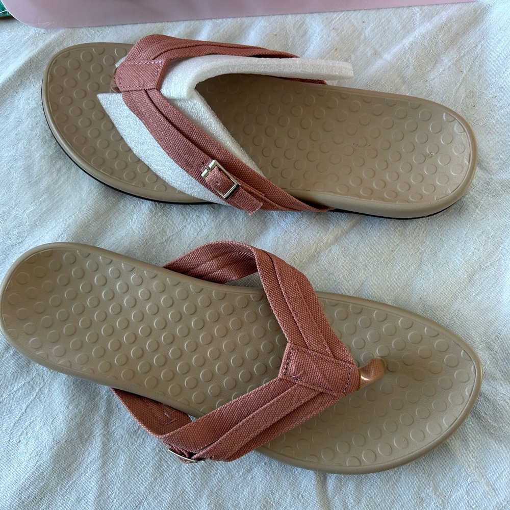 Women's Trending Pink Sandals